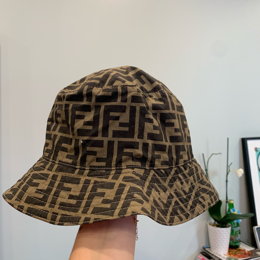 FENDI Monogram Bucket Hat - Picture 2 of 5